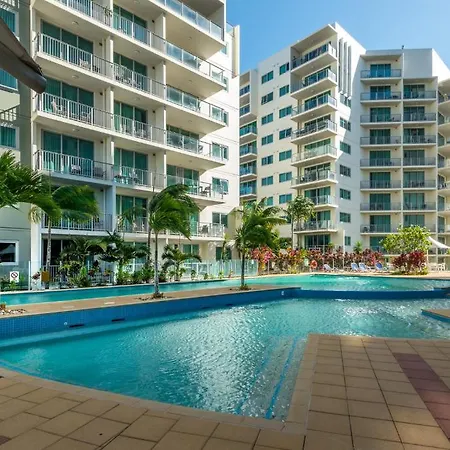 The Harbour View Condo Cairns Exterior photo